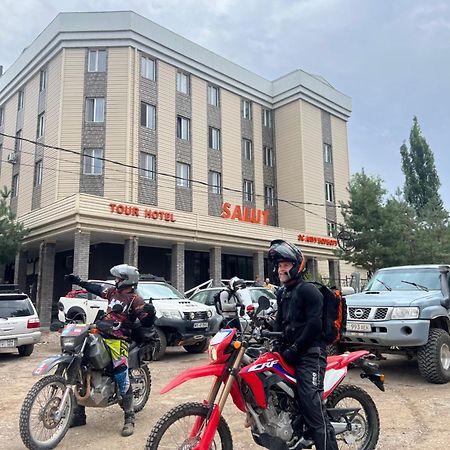 Salut Hotel Bishkek Exterior foto