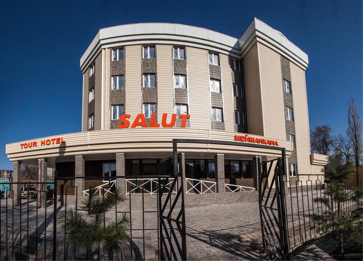 Salut Hotel Bishkek Exterior foto
