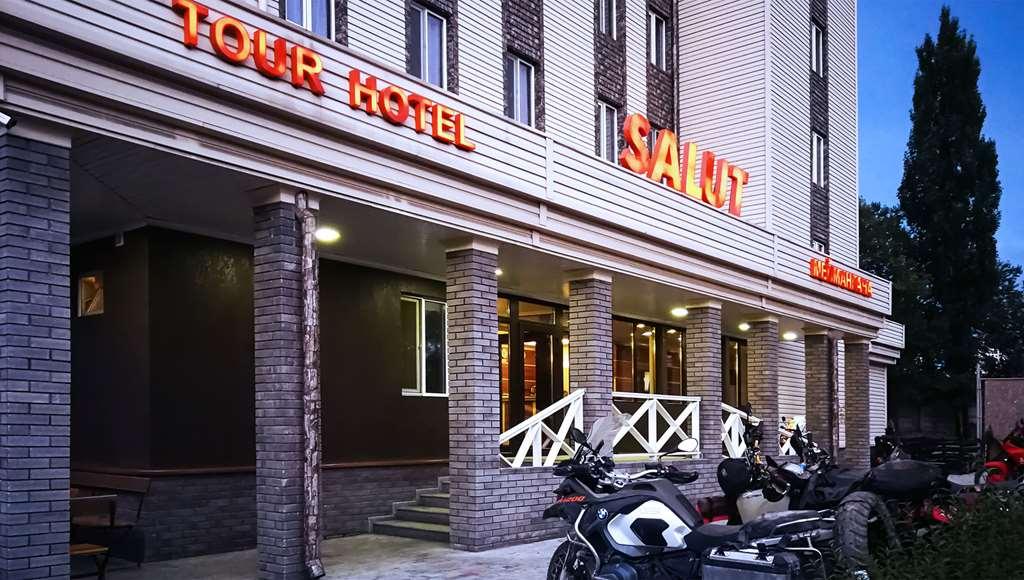 Salut Hotel Bishkek Exterior foto